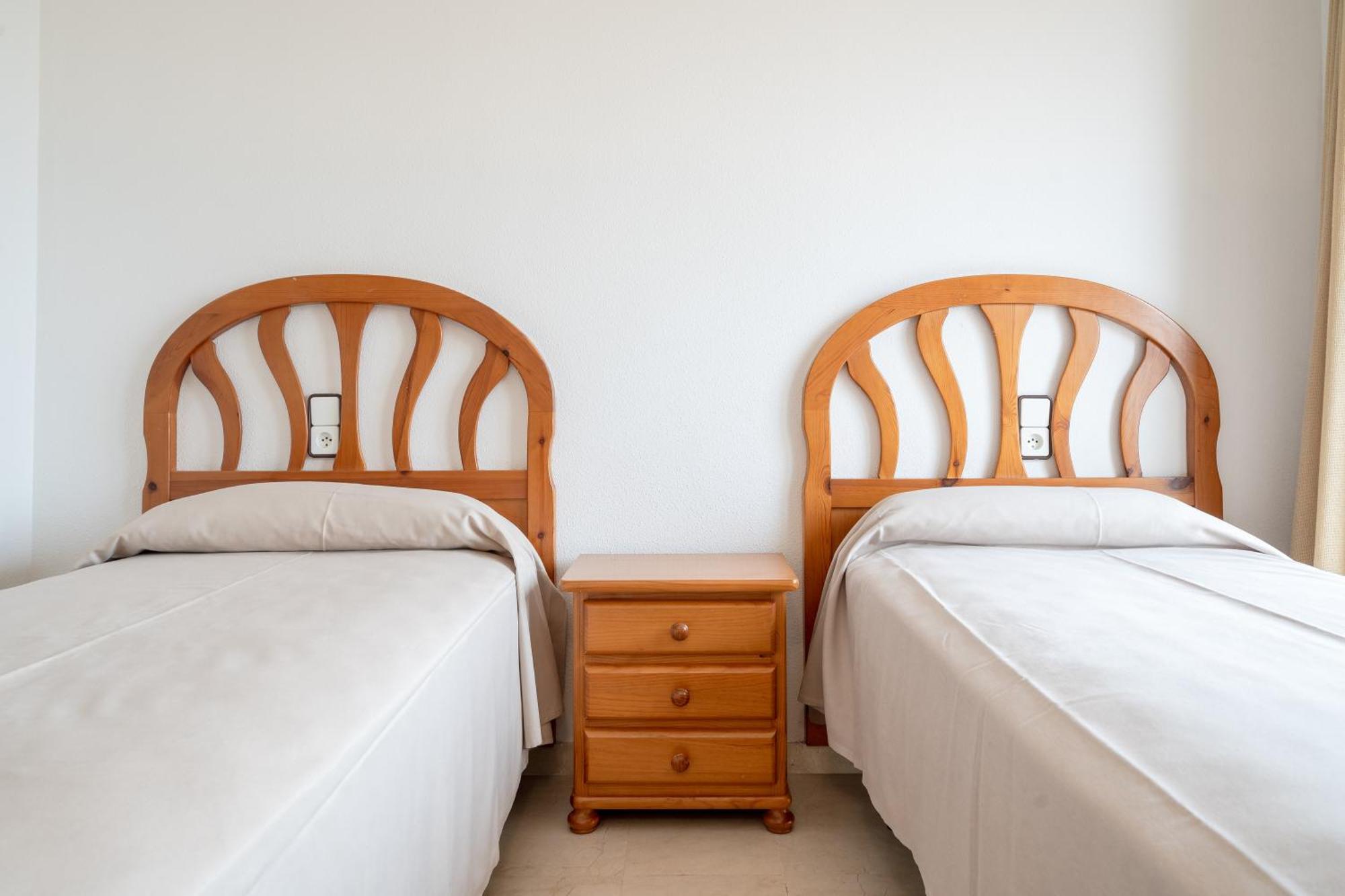 Rentalmar Central Park Salou Room photo